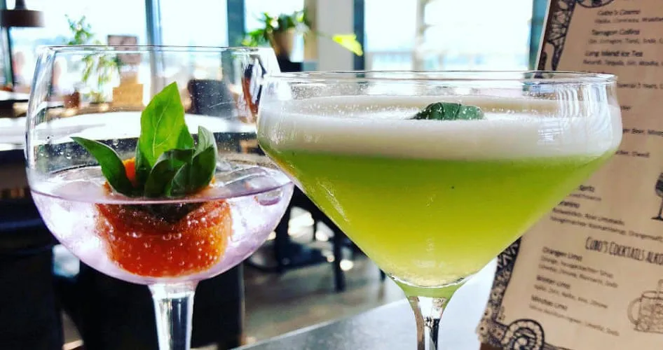 Cocktails Cocktails